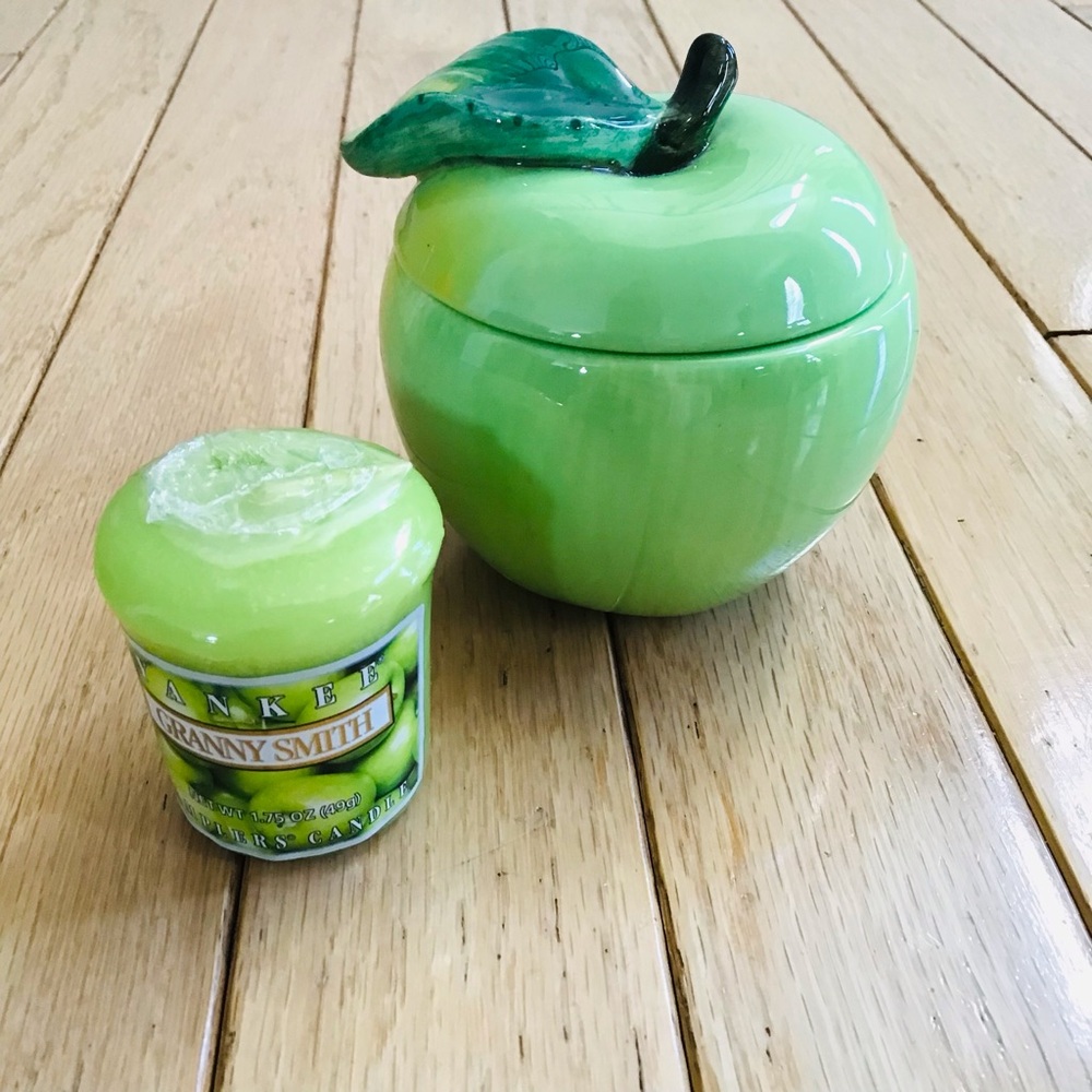 Yankee Candle Vintage Apple Candle Holder